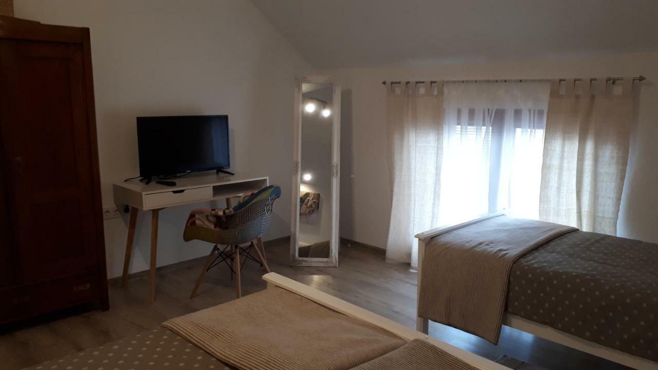 Apartman Kod Kraljevih Gola المظهر الخارجي الصورة